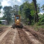 Nuevos caminos dinamizan la economía de todo el país