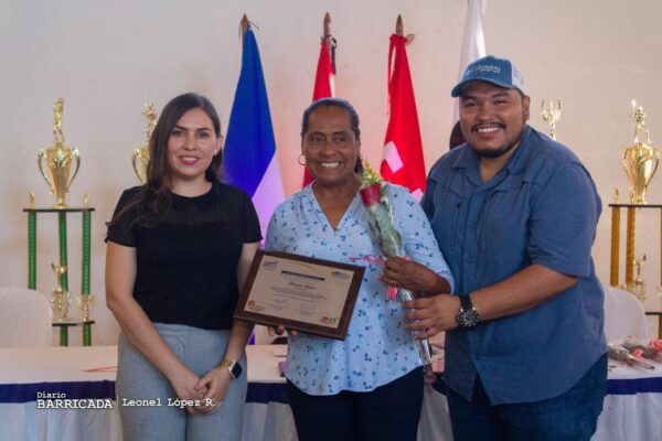Managua reconoce quehacer de mujeres deportistas