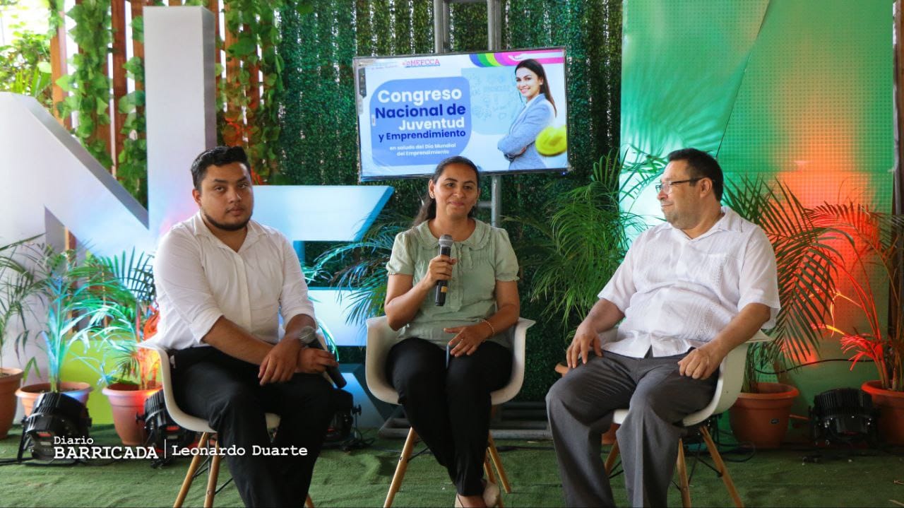 Más de 100 jóvenes participaron en el primer congreso de juventud y emprendimiento