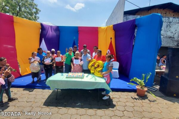 ALMA y COMMEMA conmemoran a la par de comerciantes 42 años de fundación del mercado Iván Montenegro