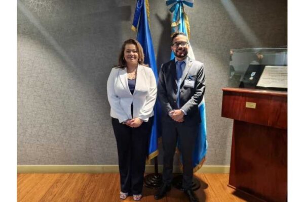Embajador de Nicaragua en Guatemala sostiene encuentro con Gerente de Promoción Comercial de AGEXPORT