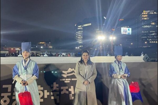 Encargada de Negocios de Nicaragua en Corea participa en inicio del Festival de Cultura Real en Seúl