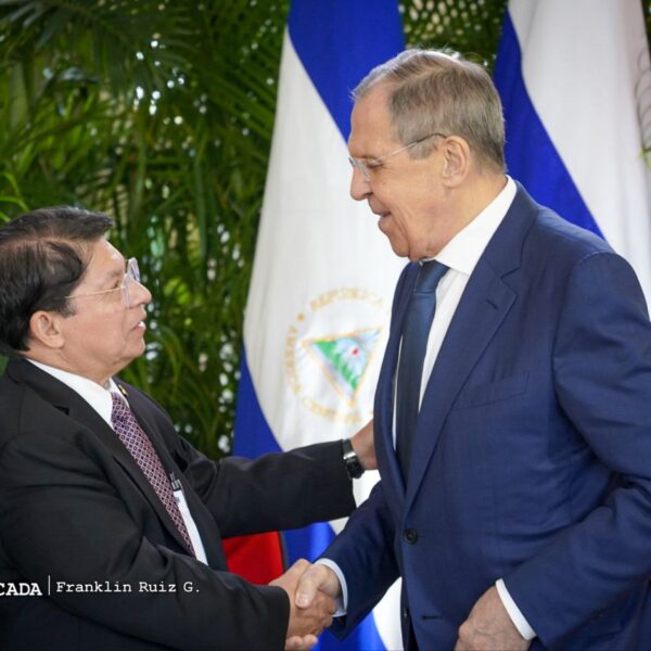 Foto de Encuentro del Comandante Daniel Ortega con el Canciller de Rusia