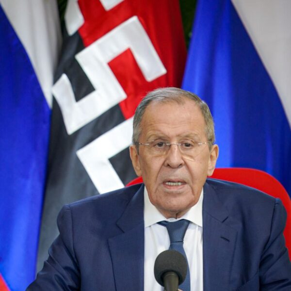 Foto de Encuentro del Comandante Daniel Ortega con el Canciller de Rusia