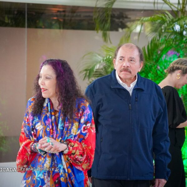 Foto de Encuentro del Comandante Daniel Ortega con el Canciller de Rusia