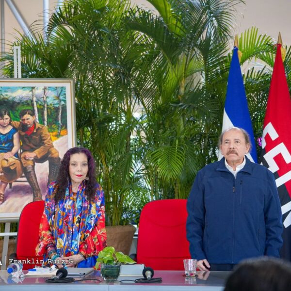 Foto de Encuentro del Comandante Daniel Ortega con el Canciller de Rusia