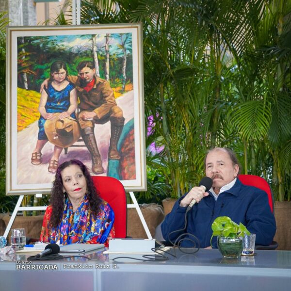 Foto de Encuentro del Comandante Daniel Ortega con el Canciller de Rusia