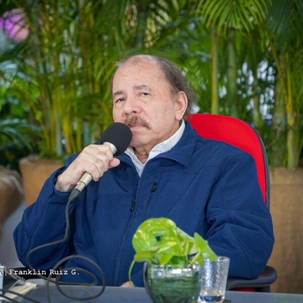 Foto de Encuentro del Comandante Daniel Ortega con el Canciller de Rusia