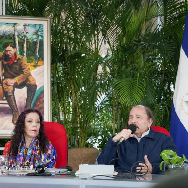 Foto de Encuentro del Comandante Daniel Ortega con el Canciller de Rusia