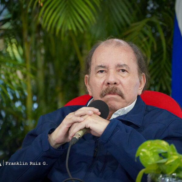 Foto de Encuentro del Comandante Daniel Ortega con el Canciller de Rusia