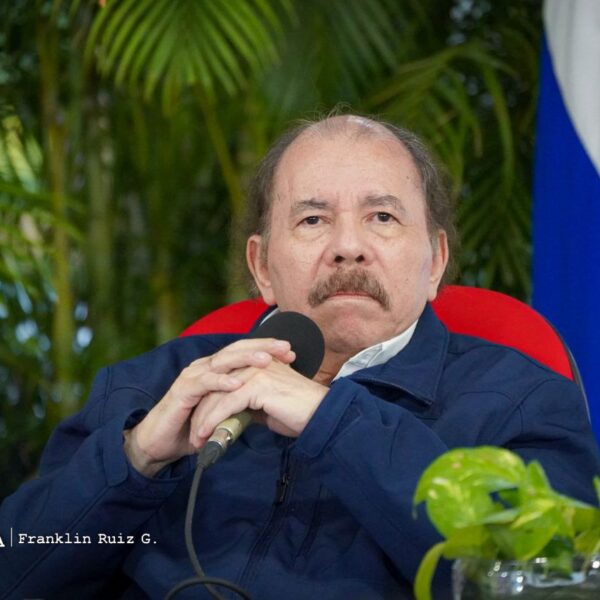 Foto de Encuentro del Comandante Daniel Ortega con el Canciller de Rusia