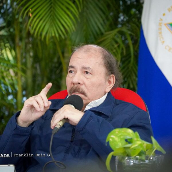 Foto de Encuentro del Comandante Daniel Ortega con el Canciller de Rusia