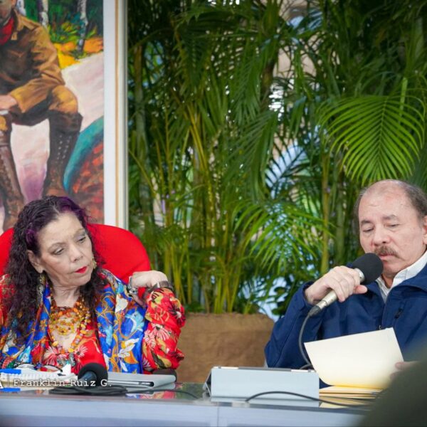 Foto de Encuentro del Comandante Daniel Ortega con el Canciller de Rusia