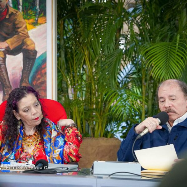 Foto de Encuentro del Comandante Daniel Ortega con el Canciller de Rusia