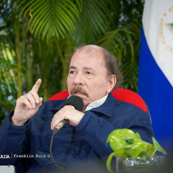 Foto de Encuentro del Comandante Daniel Ortega con el Canciller de Rusia