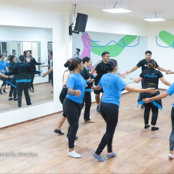 Foto de Inauguración del Centro  Cultural y Politécnico José Coronel Urtecho