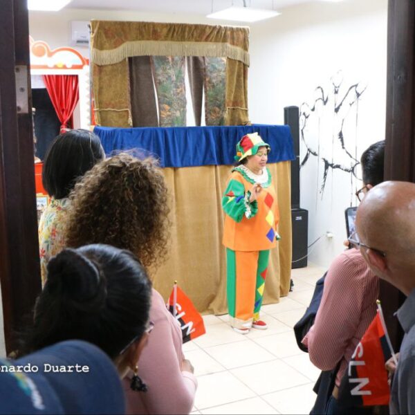 Foto de Inauguración del Centro  Cultural y Politécnico José Coronel Urtecho