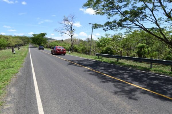 1 mil 083 kilómetros de caminos y carreteras son rehabilitados