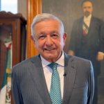 Presidente mexicano reaparece tras padecer Covid-19
