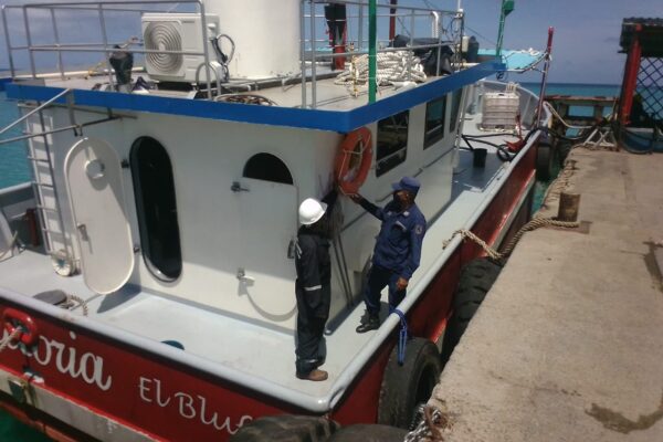 Ejército de Nicaragua brindó protección, seguridad e inspección a embarcaciones y flota pesquera industrial que zarparon en los principales puertos marítimos del país