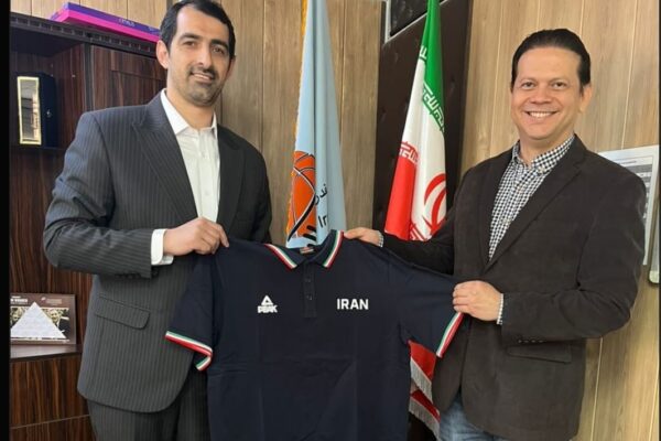 Representante de la embajada de Nicaragua en Irán en reunión con el Presidente de la Federación Nacional de Baloncesto Iraní