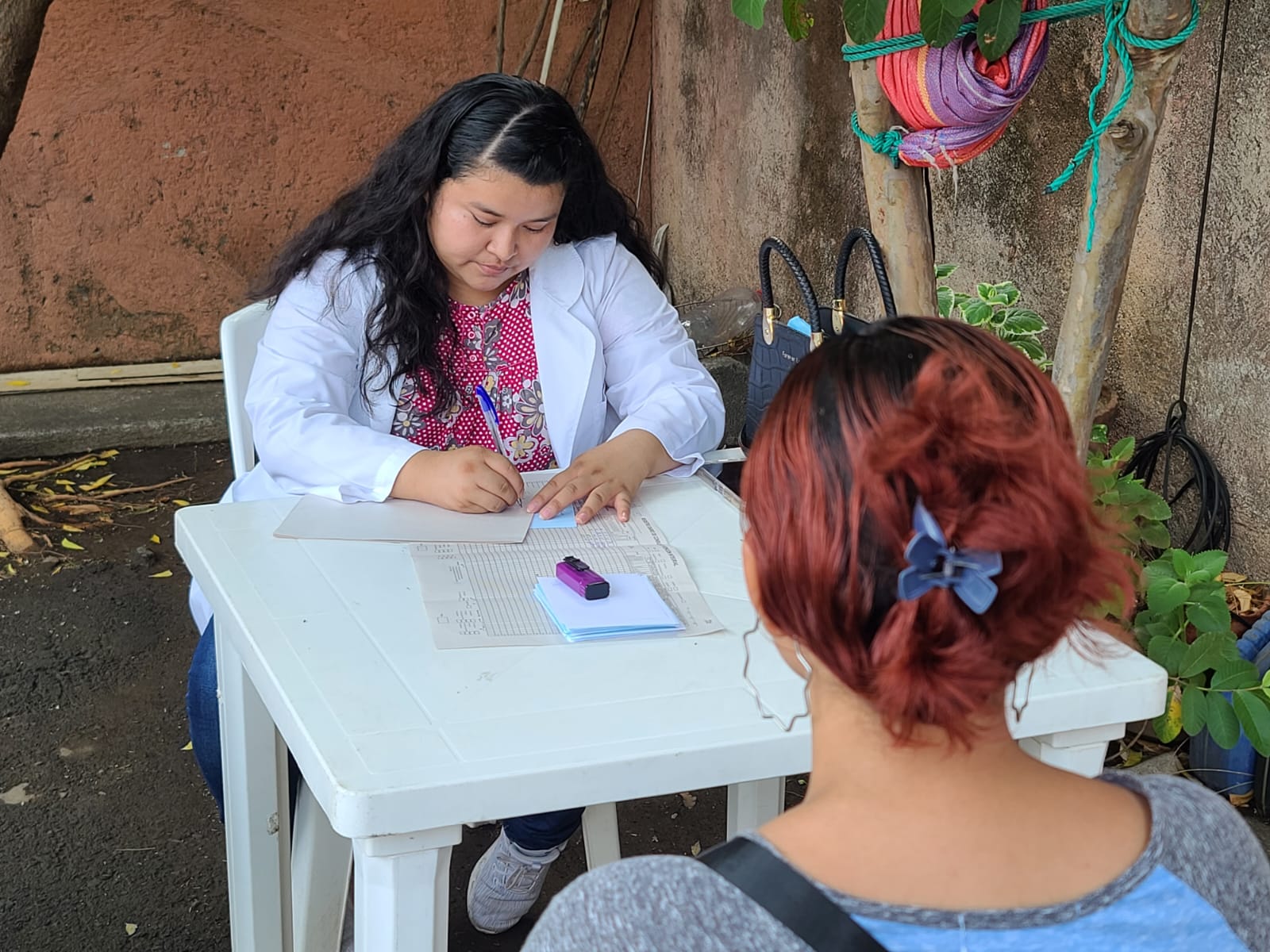 MINSA desarrolla feria de la salud en Bosques de Bolonia