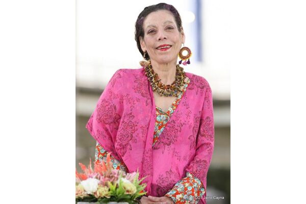 Copresidenta Rosario Murillo reitera llamado a la paz y al diálogo ante conflictos internacionales