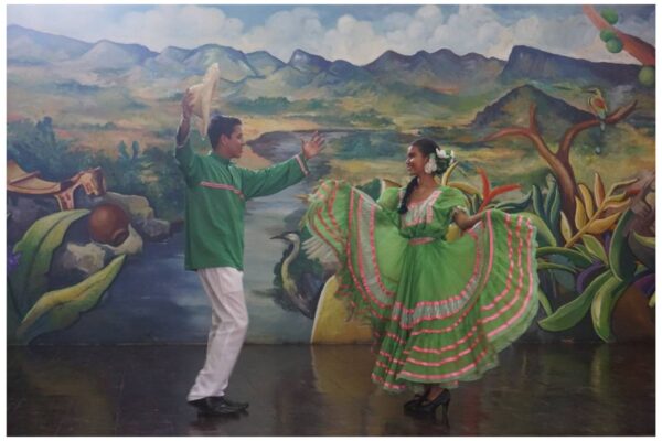 500 protagonistas se atienden en la Escuela de Danza María Ramos Barea