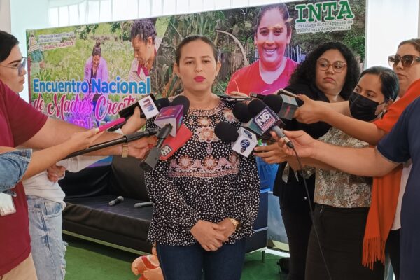Mujeres productoras, fuente principal del desarrollo económico de Nicaragua