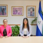 Ministras nicaragüenses en encuentro virtual con mujeres de Palestina