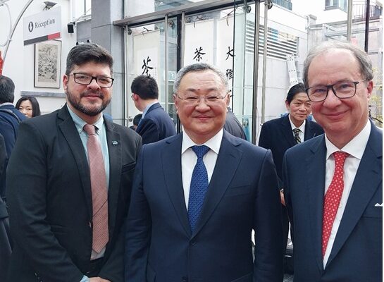 Nicaragua en Bélgica asiste a ceremonia China “Té para la armonía”