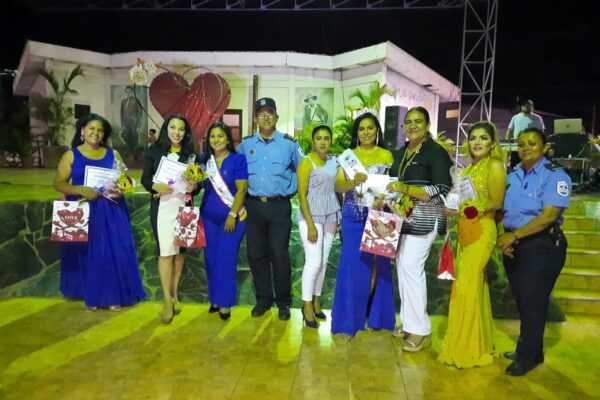 Revista cultural y el concurso de la “Mamá Turística” llenaron de alegría a las familias de Ciudad Sandino