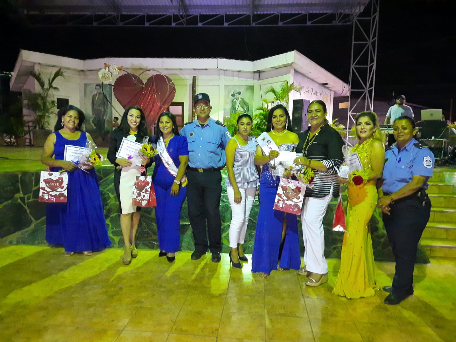 Revista cultural y el concurso de la “Mamá Turística” llenaron de alegría a las familias de Ciudad Sandino