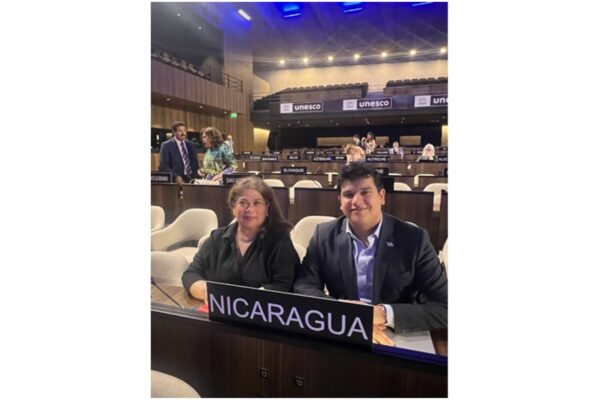 Delegación de Nicaragua en la UNESCO participa en la IX sesión conferencia de las partes convención 2005