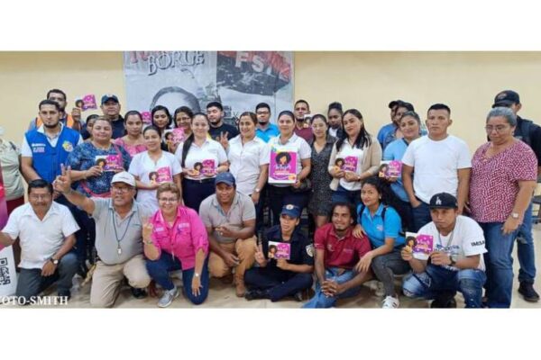 Abordan en Siuna Derechos de Mujer y Relaciones Complementarias en el Hogar
