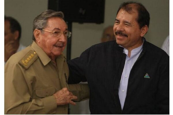 Gobierno de Nicaragua saluda el cumpleaños 92 del Compañero General de Ejército Raúl Castro Ruz