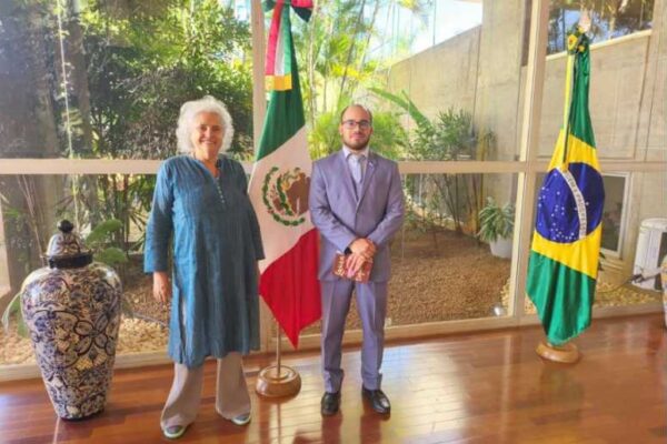 Embajador de Nicaragua se reúne con embajadora de México en Brasil