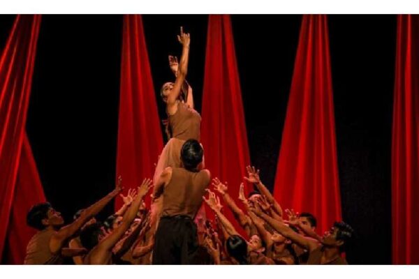 Embajada de Nicaragua en El Salvador participa en el estreno de «Carmina Burana»