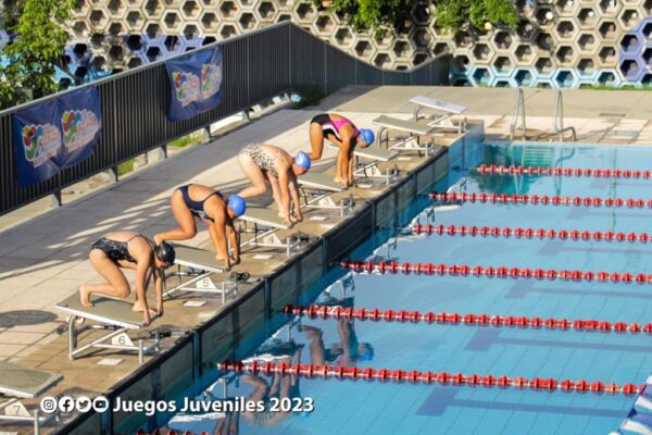 Celebran Segundo Campeonato Nacional Máster de Natación