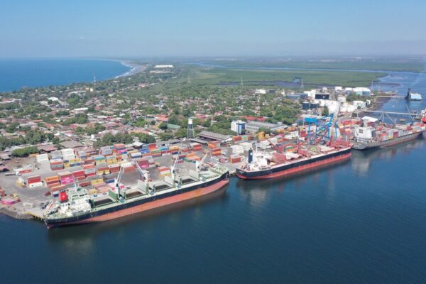 Se mantiene buen flujo comercial en puertos nicaragüenses