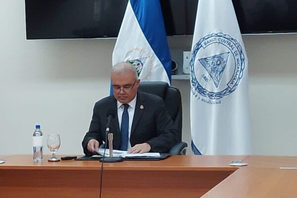 Producción nacional de carne de pollo, huevo y miel continúa avanzando