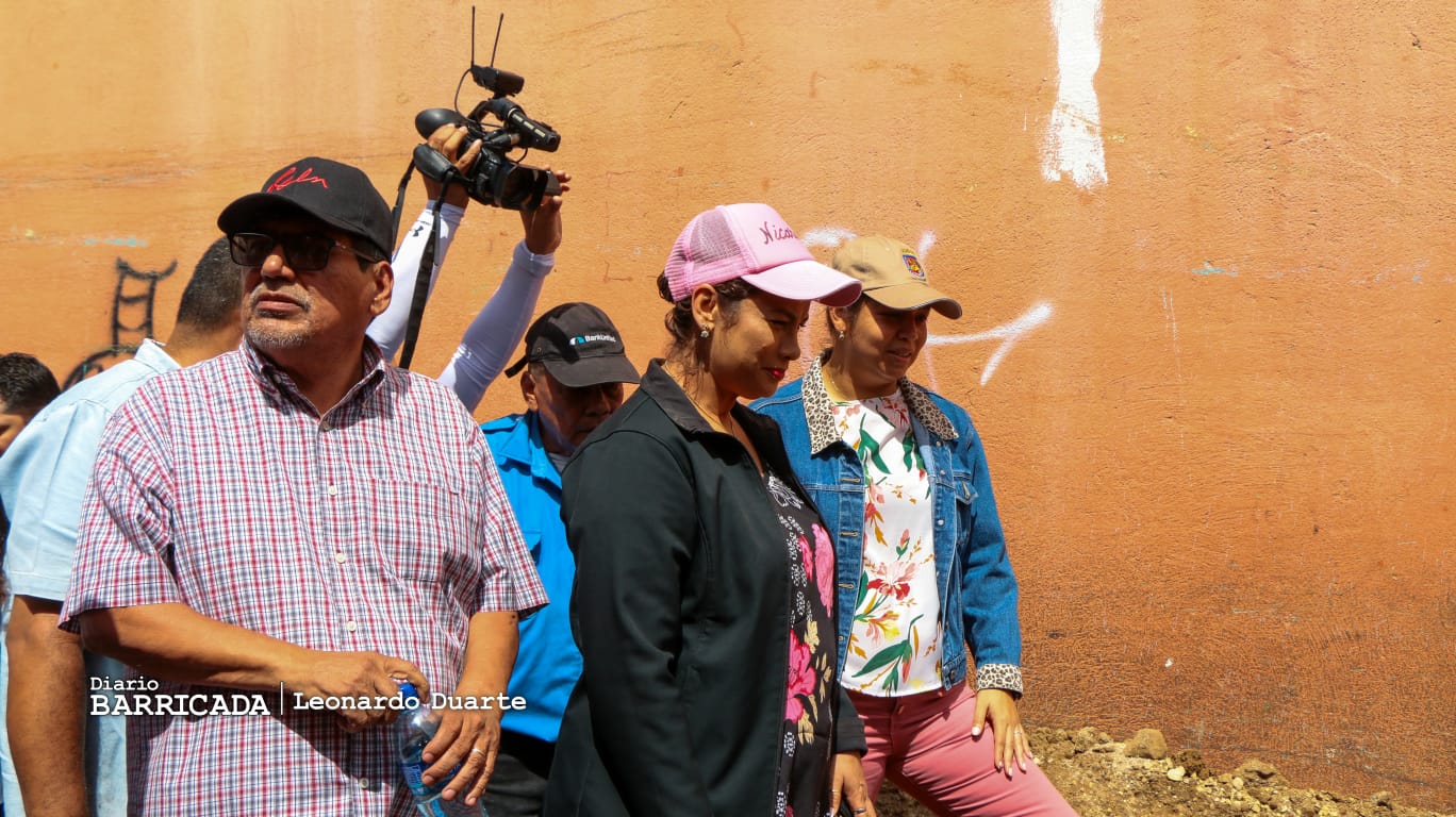 Restauran drenaje pluvial en mercado oriental