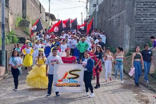 Juventud en Victorias: Caminatas en Río San Juan y Granada Fomentan Unidad Revolucionaria entre los Jóvenes