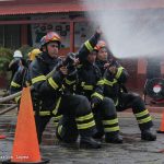 40 nuevos bomberos mostraron sus habilidades y destrezas para atender extinción de incendios
