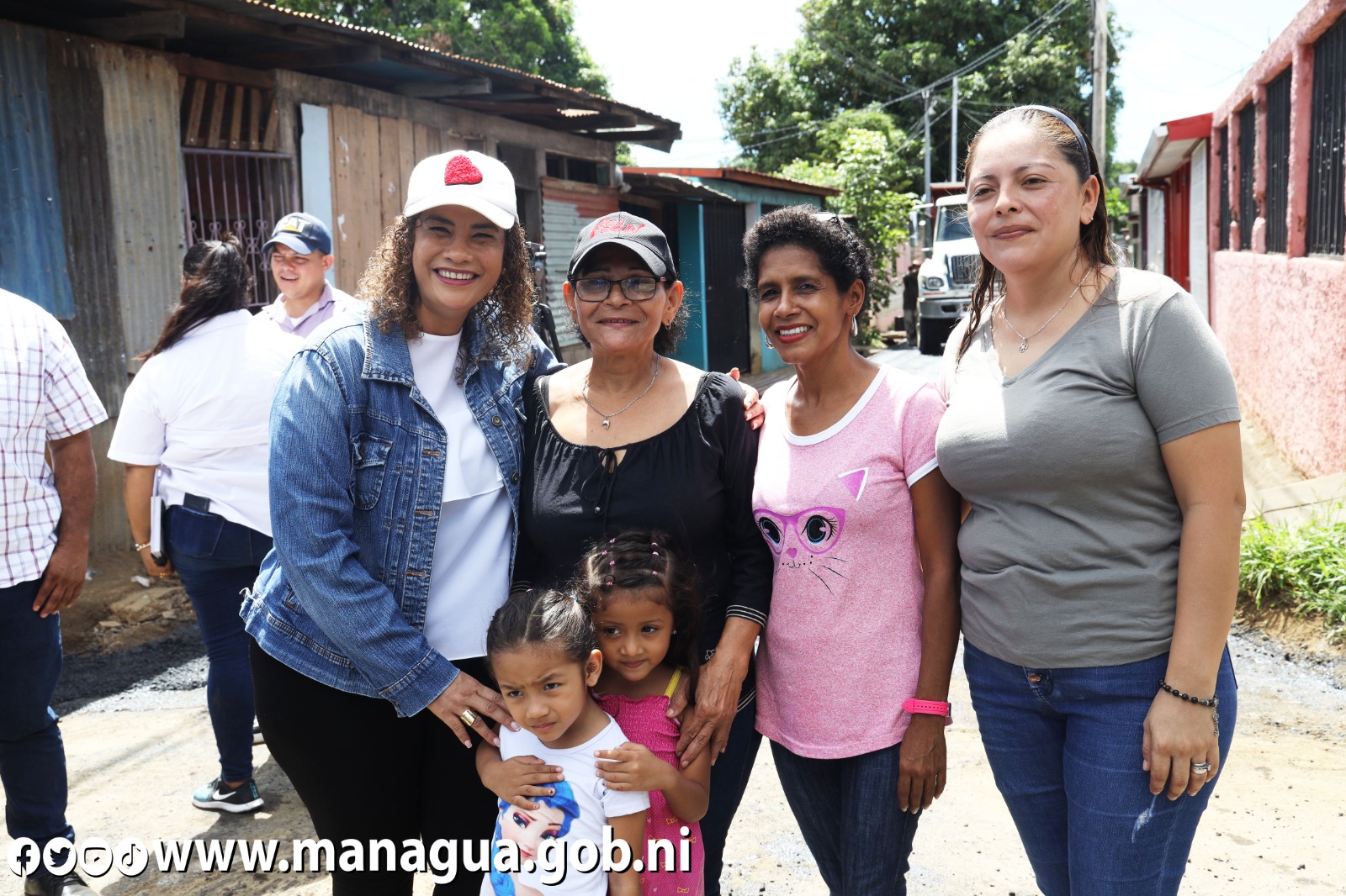 Alcaldía de Managua mejora vialidad en el barrio Villa Venezuela a través del Plan Especial de Calles Para el Pueblo
