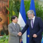 Embajador de la Unión Europea presenta copias de estilo ante el Canciller de Nicaragua
