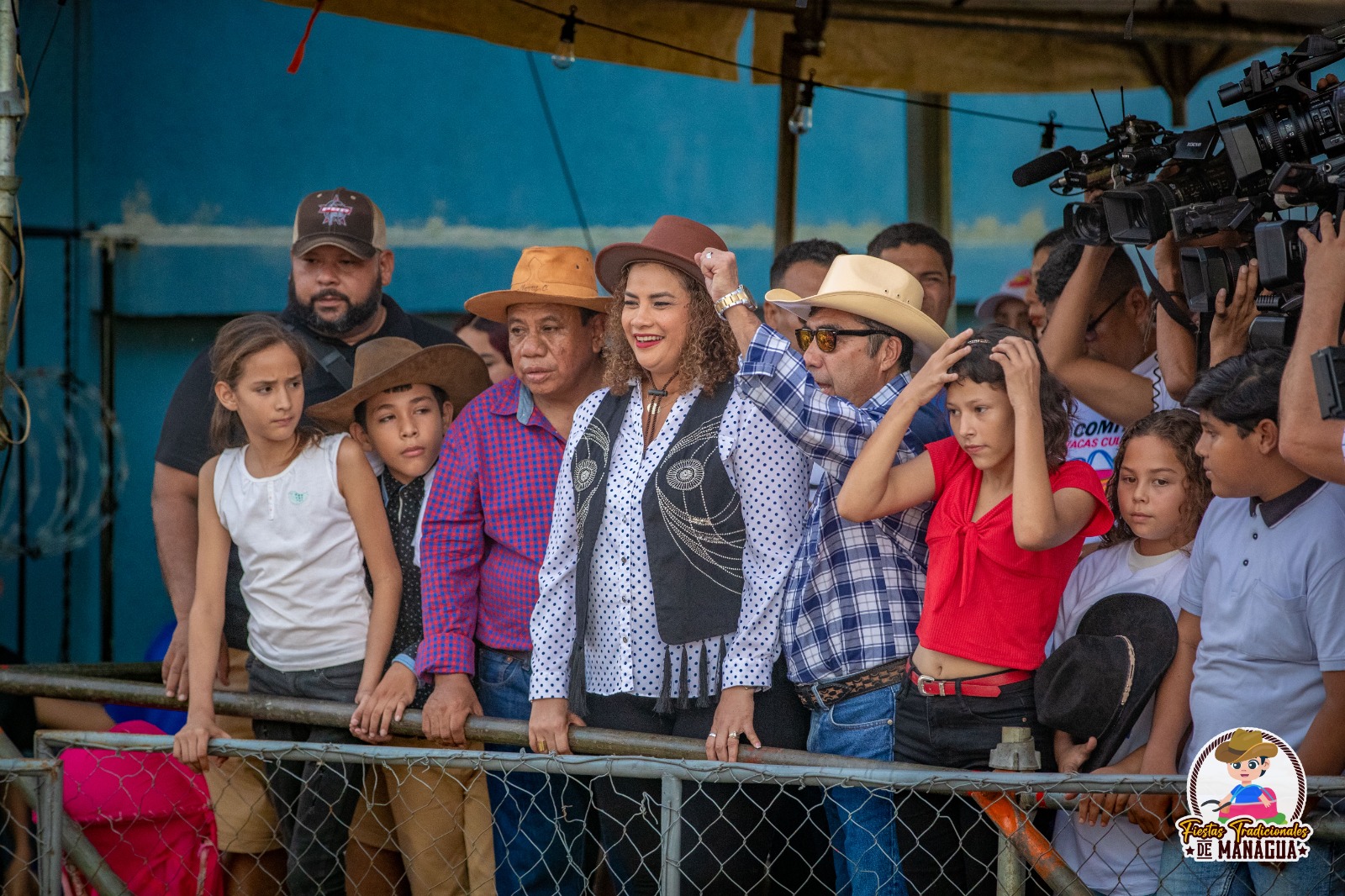 Con entusiasmo iniciaron las festividades de la traída de Sto. Domingo