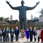 Presidente cubano rinde tributo a Nelson Mandela en Sudáfrica