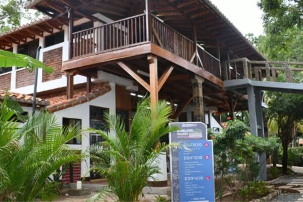 Todo listo para la inauguración de la Escuela Hotel Volcán Maderas