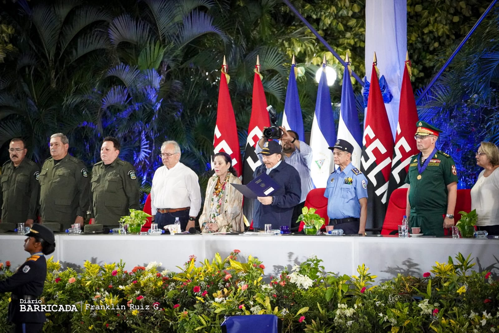 Compañera Rosario Murillo: Celebramos la dignidad y el compromiso de la Policía Nacional